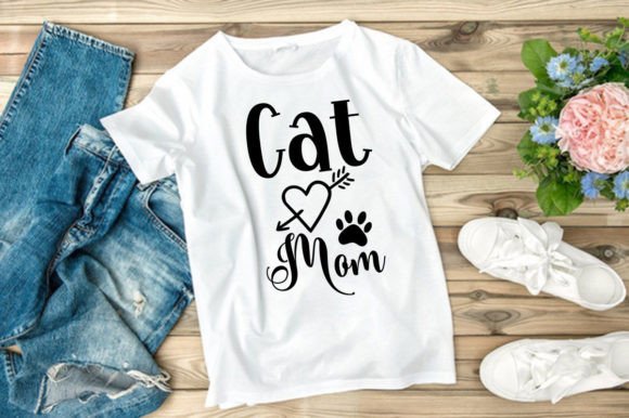 CAT MOM T-SHIRT DESIGN: Graphics for Local Business Branding